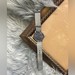 Sleek Charcoal & Dove Gray Minimalist 41mm Watch – New Battery!